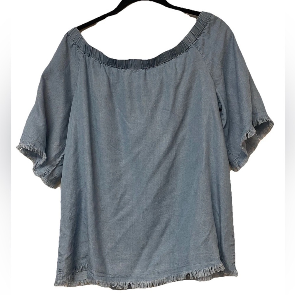Melrose and Market Nordstrom Chambray Blouse Blue Fringe Size S - Picture 3 of 8